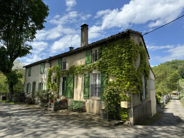 Maison de village avec studio et jardin à Missegre