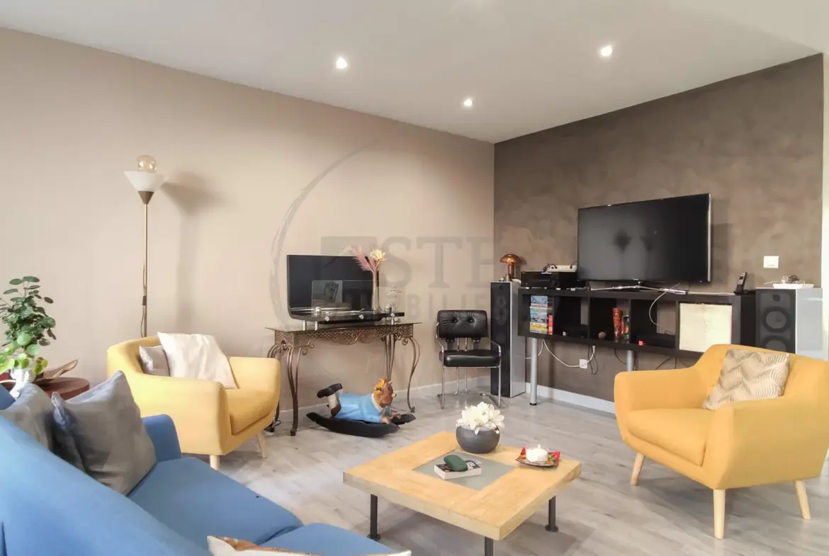 Maison de village de 145m² rénovée à Charmes-sur-Rhône 