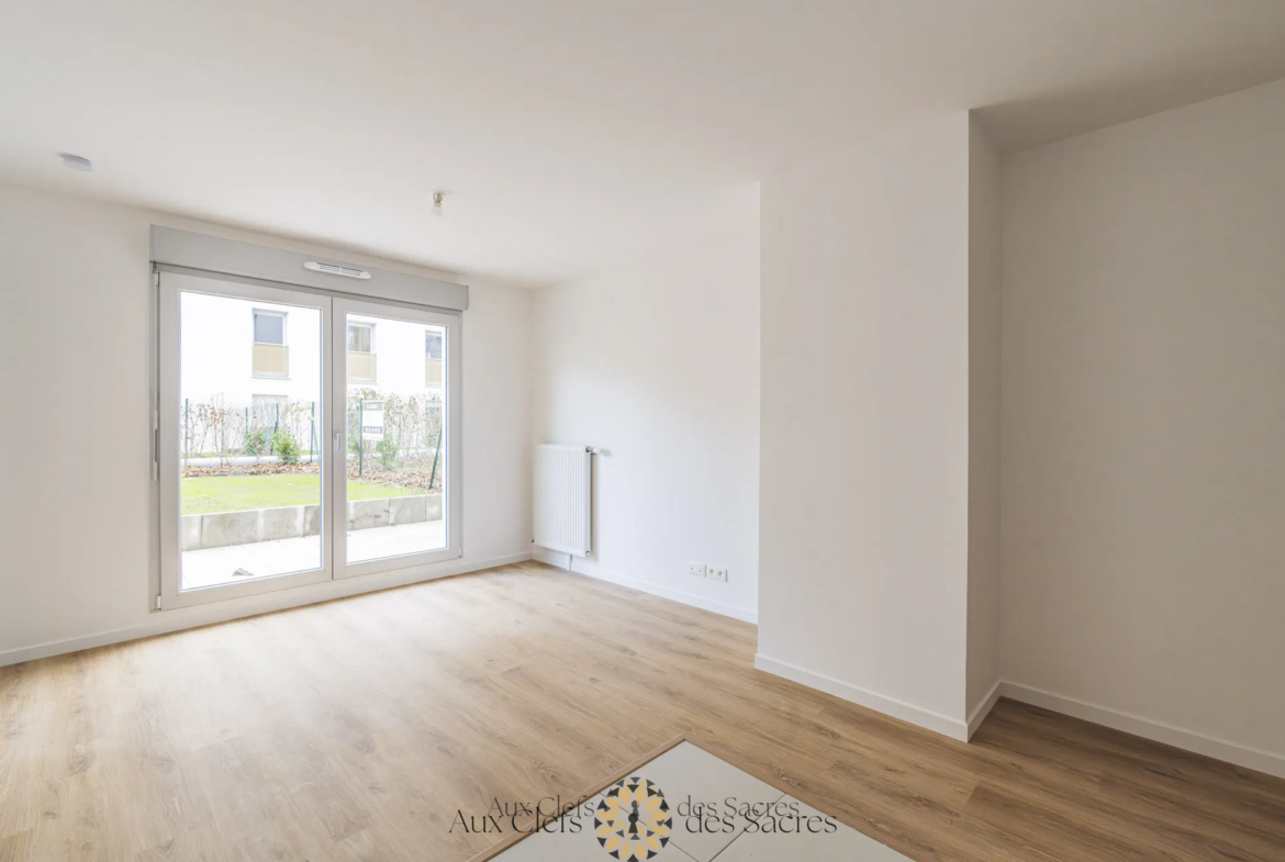 À vendre : Appartement T2 à Reims Centre avec terrasse et stationnement 