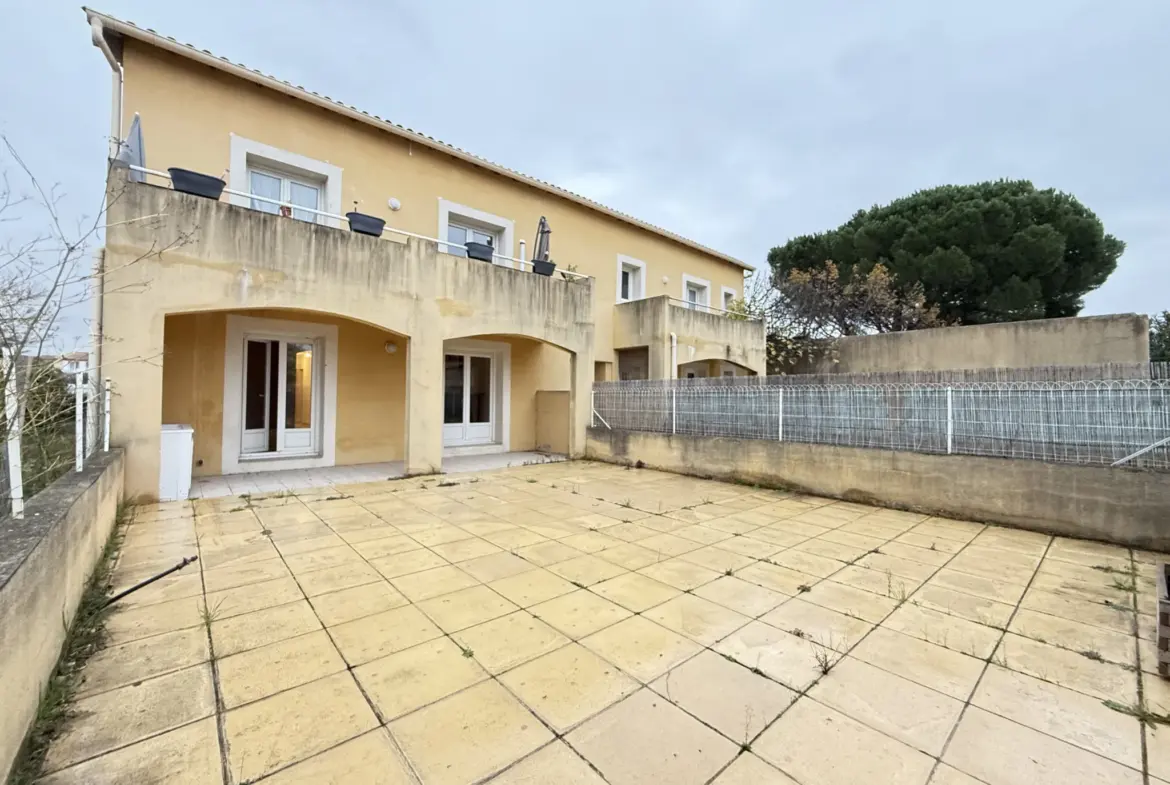 Vente d'un Appartement T4 à Sorgues avec Terrasse et Jardin 