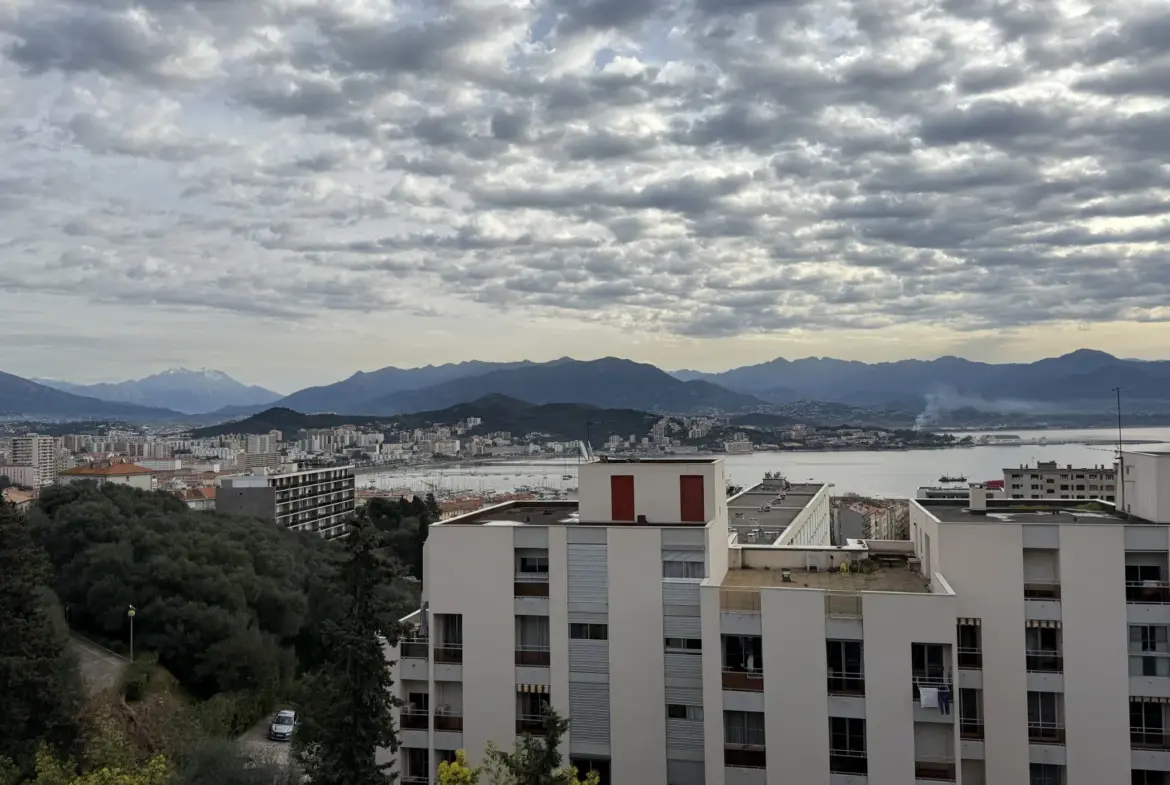 Vente Appartement F4 à Ajaccio Proche Lycée Laetitia 