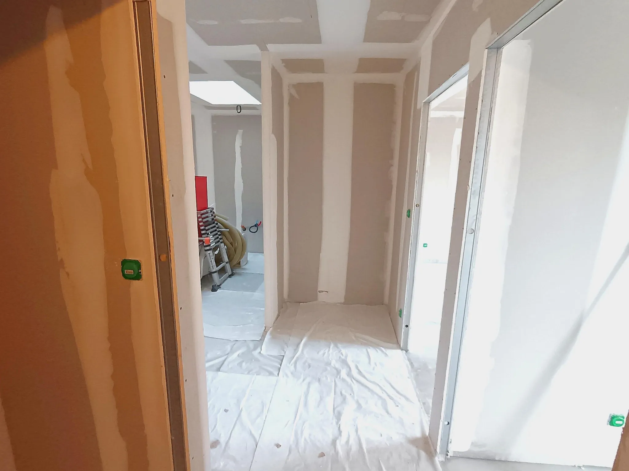 Appartement 5 pièces rénové à Crèches-sur-Saône 