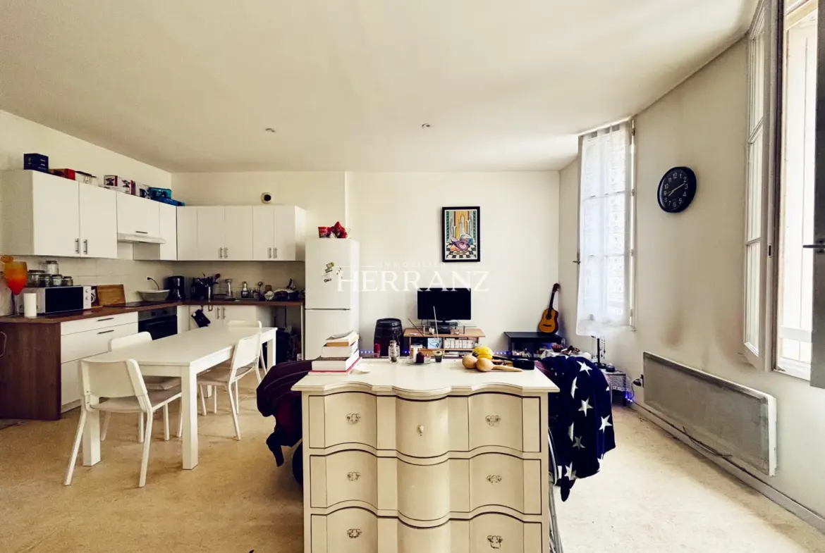 Immeuble de rapport à vendre à Coutras - 100 m² 