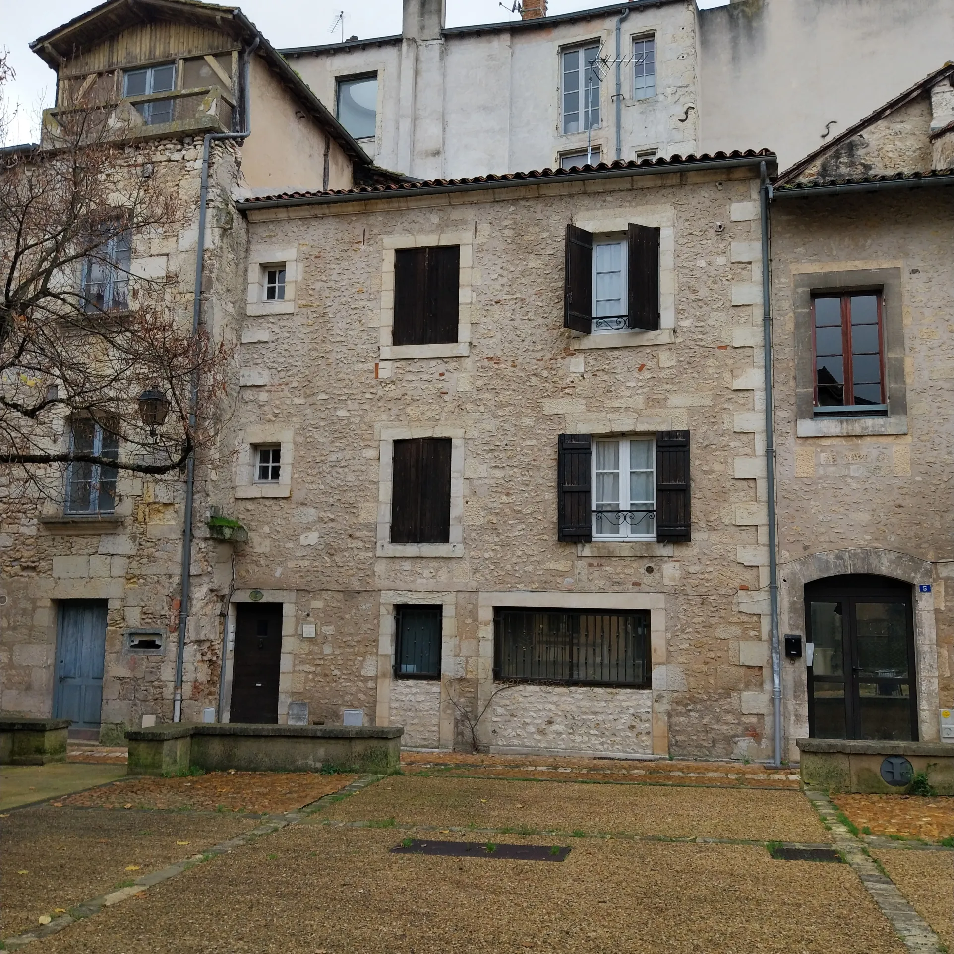 Immeuble de Location Saisonnière à Périgueux 