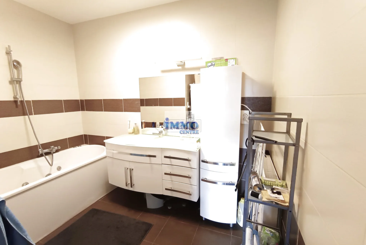 Appartement T4 rénové de 97 m² à vendre à Rodez 