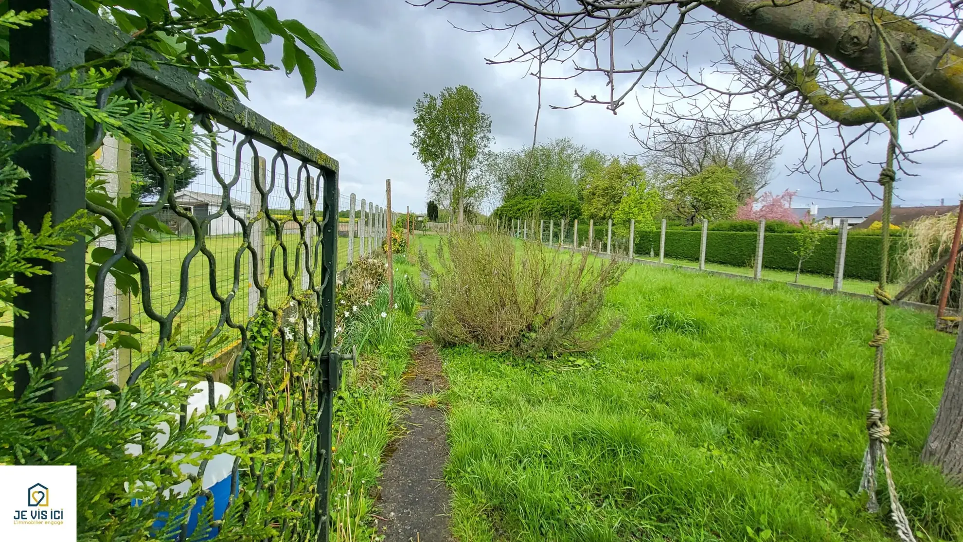 Maison 6 pièces principales avec jardin à Saint Savinien 