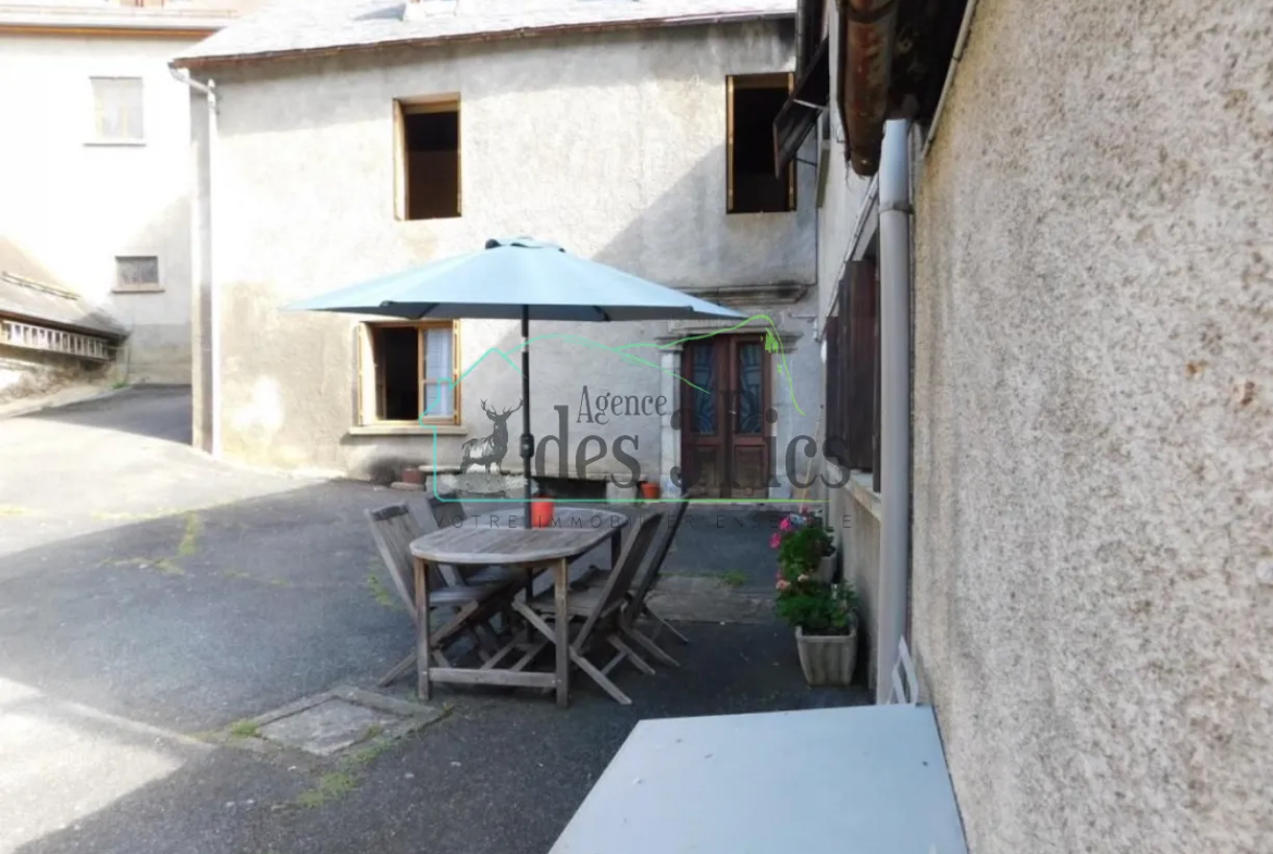 Maison de caractère et gîte attenant à Bagnères-de-Luchon 