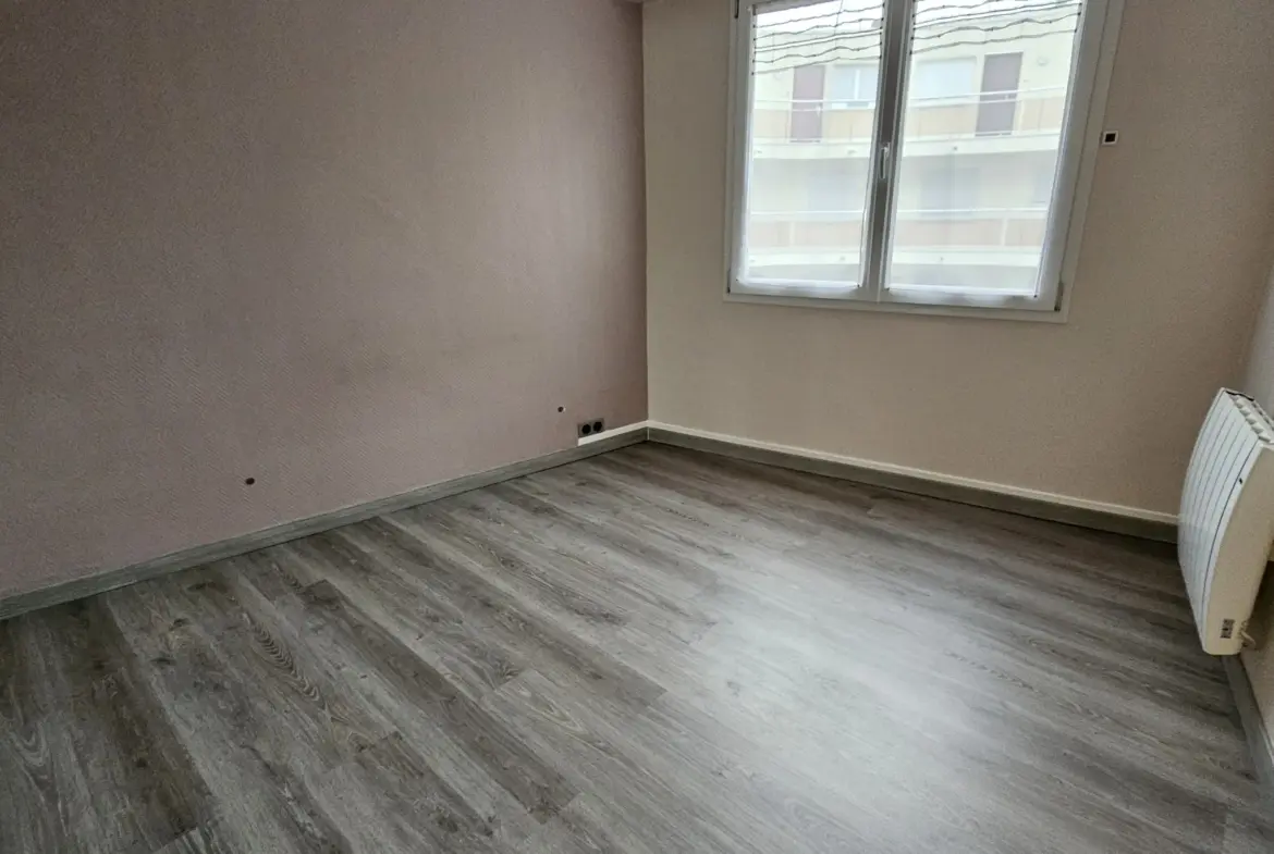 Vaujours : Appartement 3 pièces lumineux de 71 m² avec balcon 