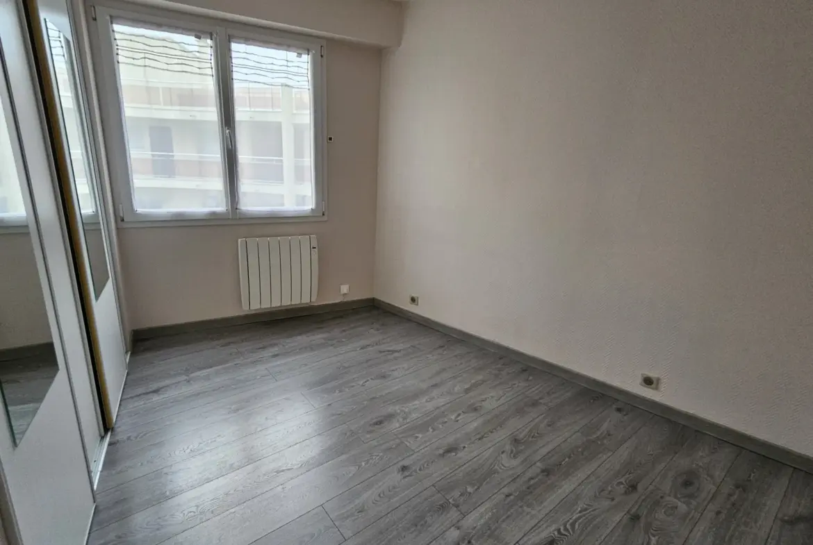 Vaujours : Appartement 3 pièces lumineux de 71 m² avec balcon 