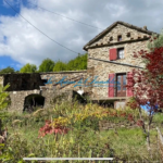 Charmante maison cévenole indépendante à St Frézal de Ventalon