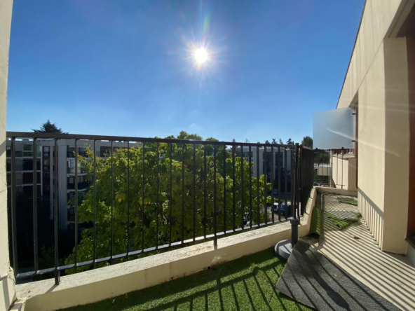 À vendre : Appartement T3 au dernier étage à Le Chesnay