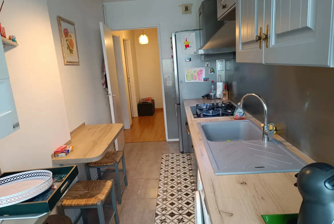 Ravissant F2 de 50.68 m² avec parking à Plaisir 