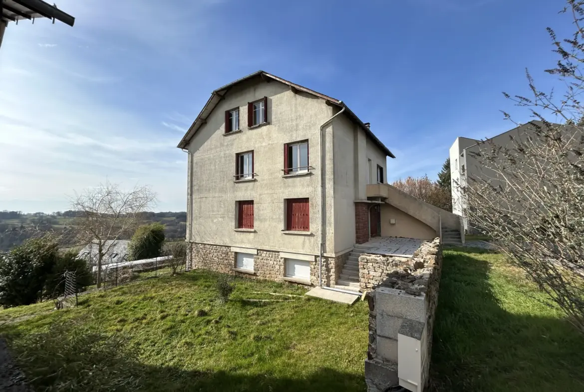 Immeuble à vendre à Seilhac en Corrèze 