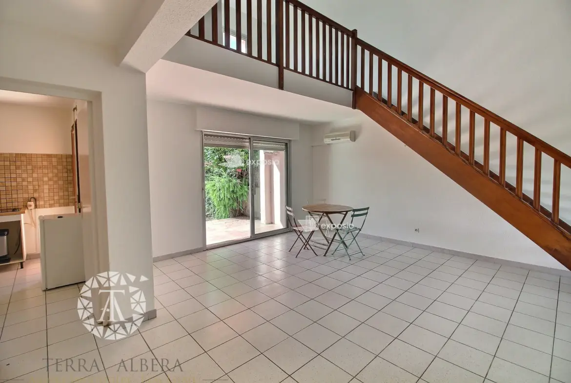 Vente Villa 90 m² à Villeneuve de la Raho avec Garage et Jardin 