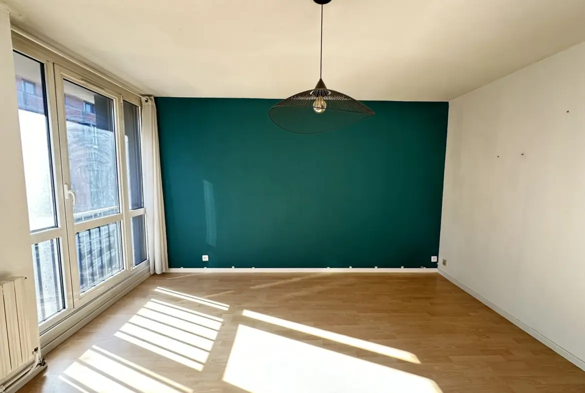 À vendre : Appartement lumineux de type 3 à Roubaix 