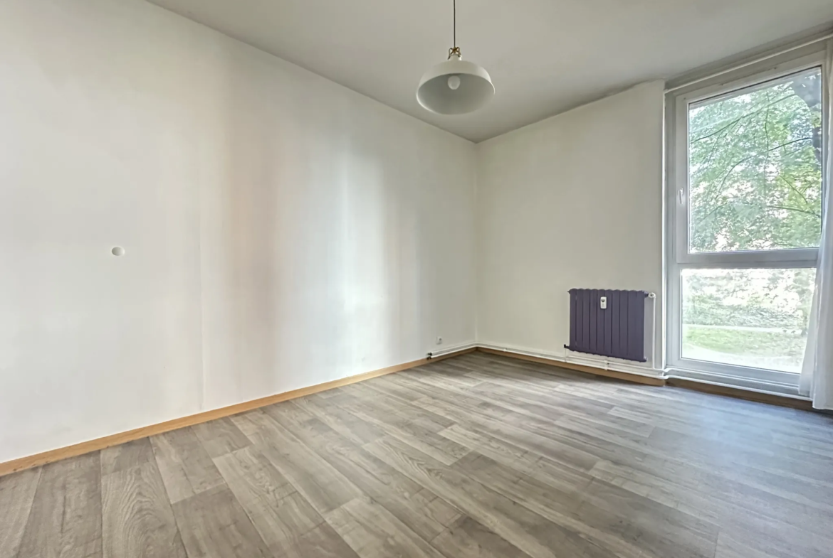 À vendre : Appartement lumineux de type 3 à Roubaix 