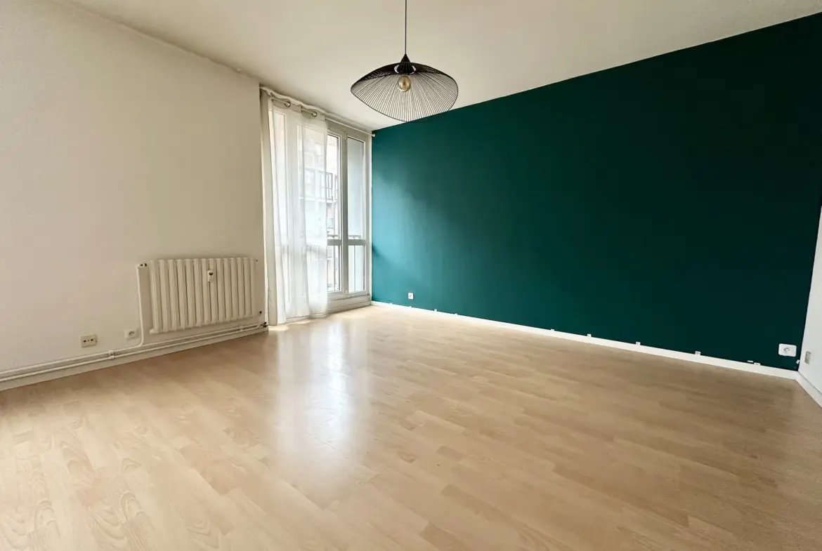 À vendre : Appartement lumineux de type 3 à Roubaix 