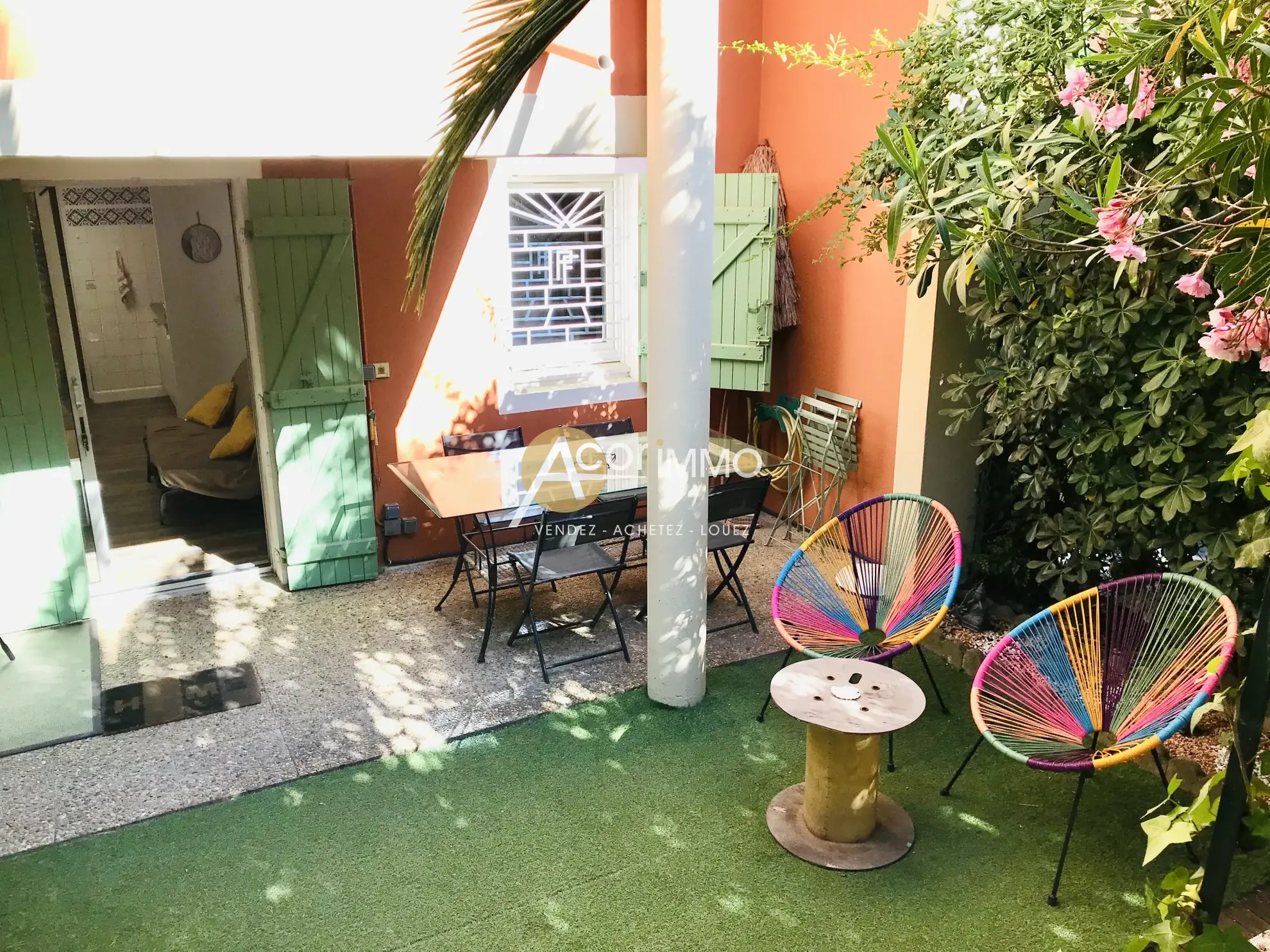 A vendre : Rez de jardin à La Seyne-sur-Mer avec terrasse et place de parking 