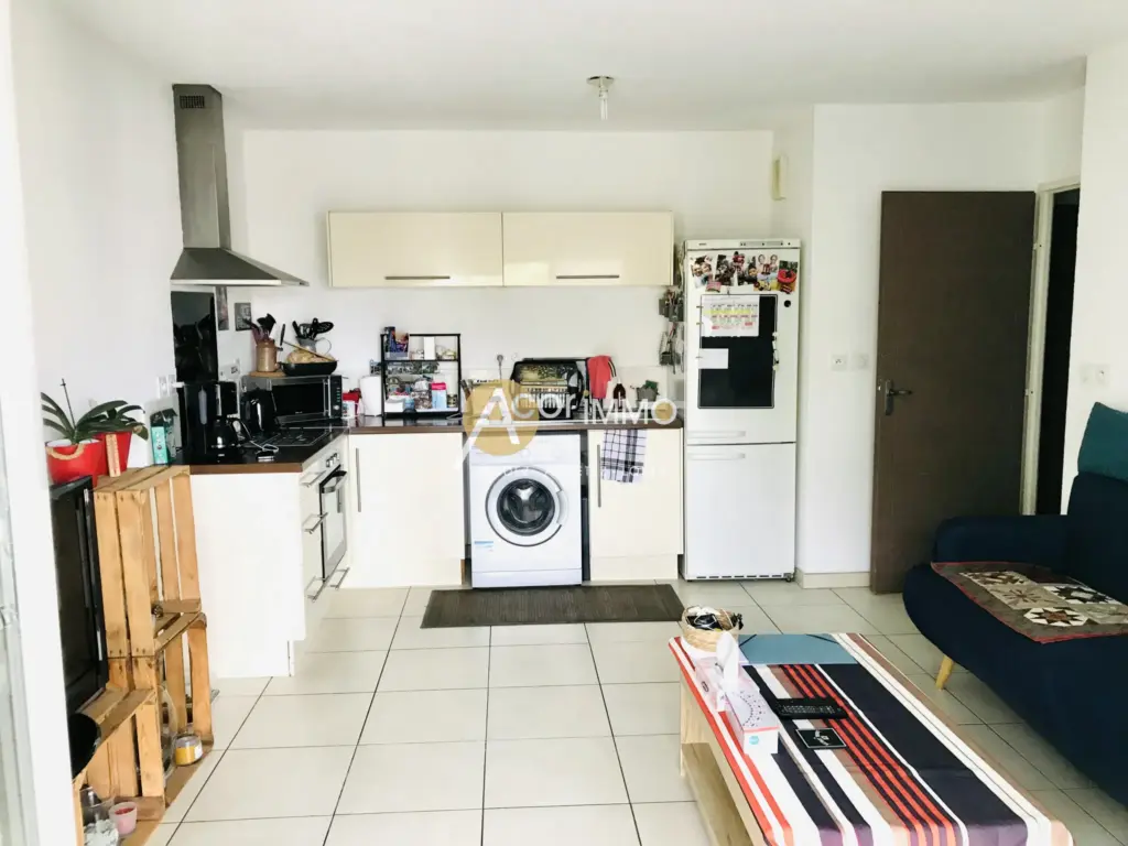 Vente: Appartement lumineux 41 m² à La Seyne-sur-Mer avec Parking