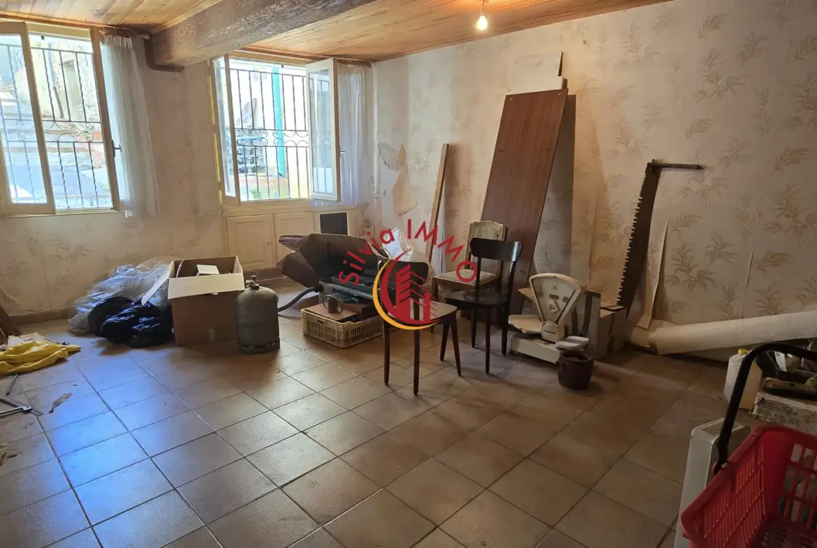 Maison de Village à Rénover à Tautavel - 185 m² 