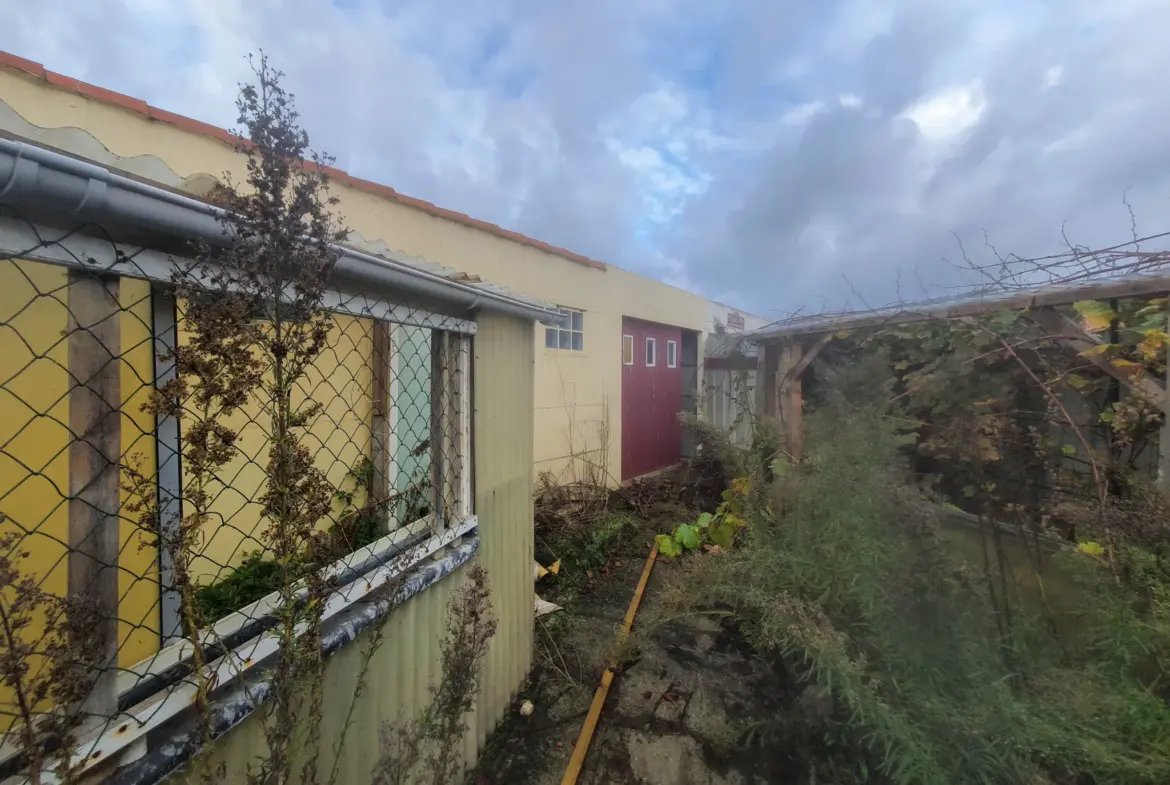 Charmante maison rénovée à Machecoul avec jardin et garage 