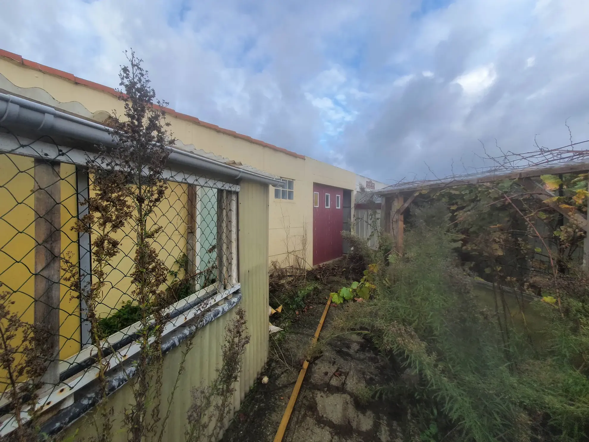 Charmante maison rénovée à Machecoul avec jardin et garage 