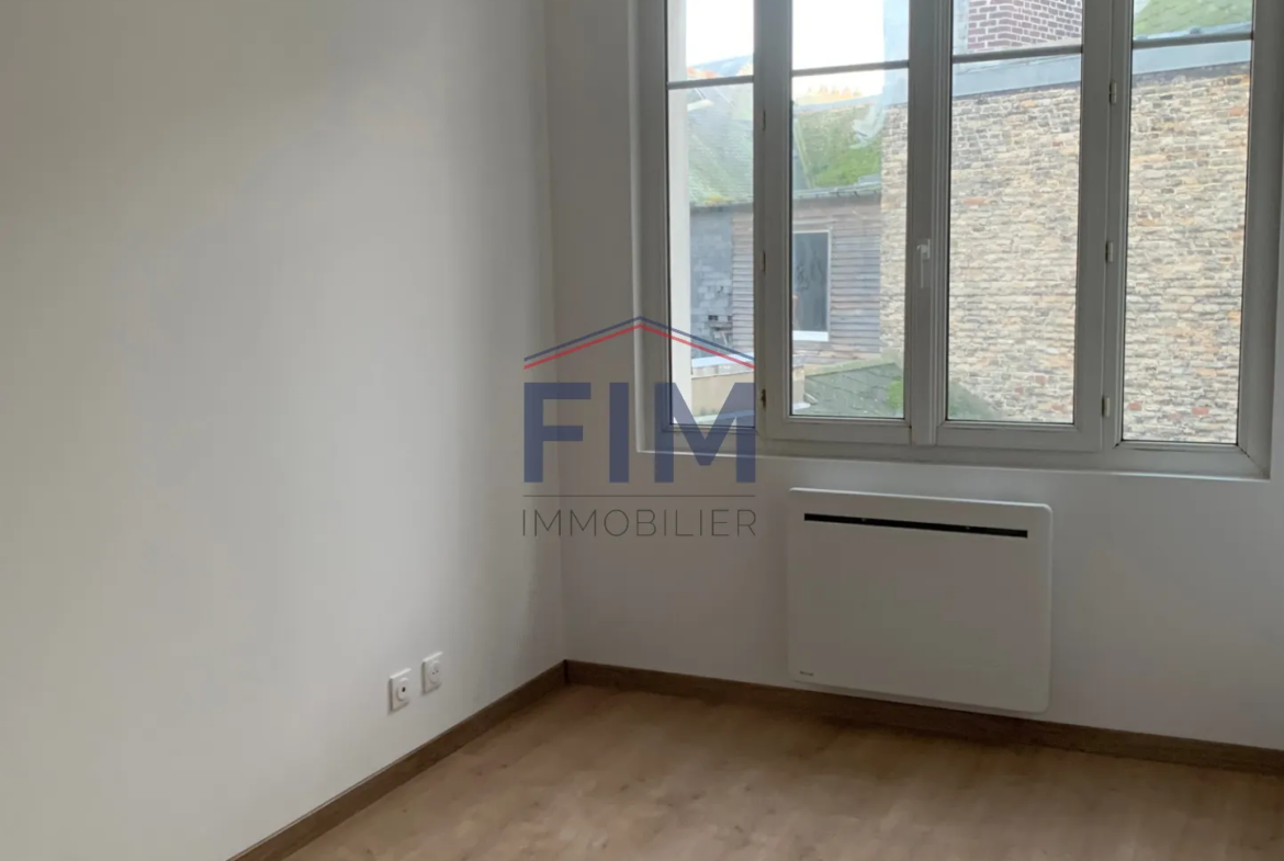 Appartement F2 rénové à vendre au centre de Dieppe 