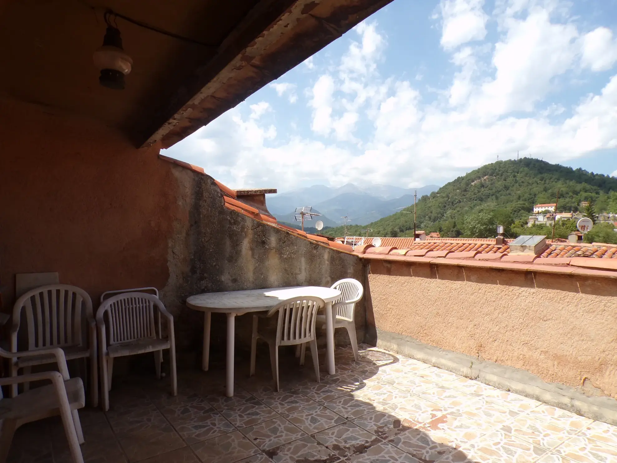 Maison de village à rénover avec vue sur le Canigou à Saint Laurent de Cerdans 