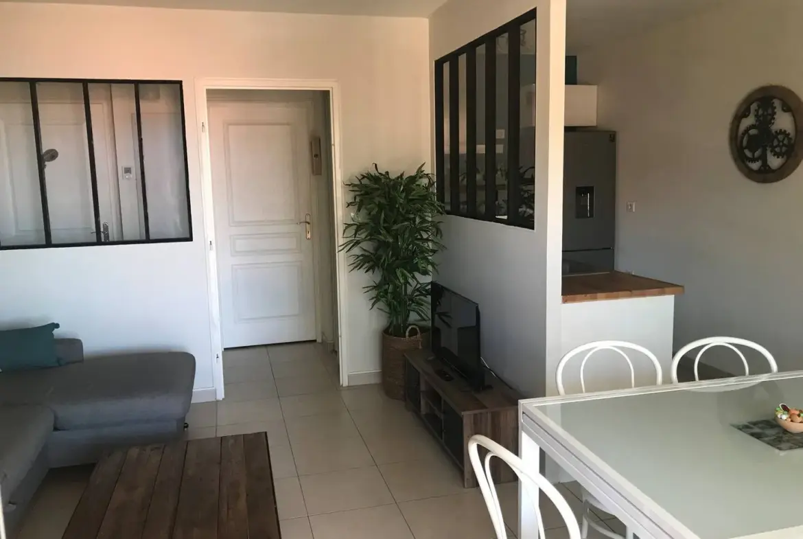 Appartement contemporain avec terrasse à Collioure - 239 950 € 