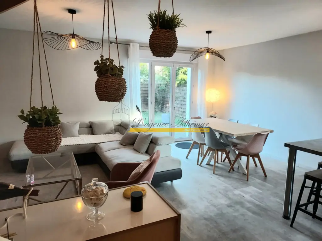 À vendre : Maison de 79 m² à Montélimar avec jardin et garage