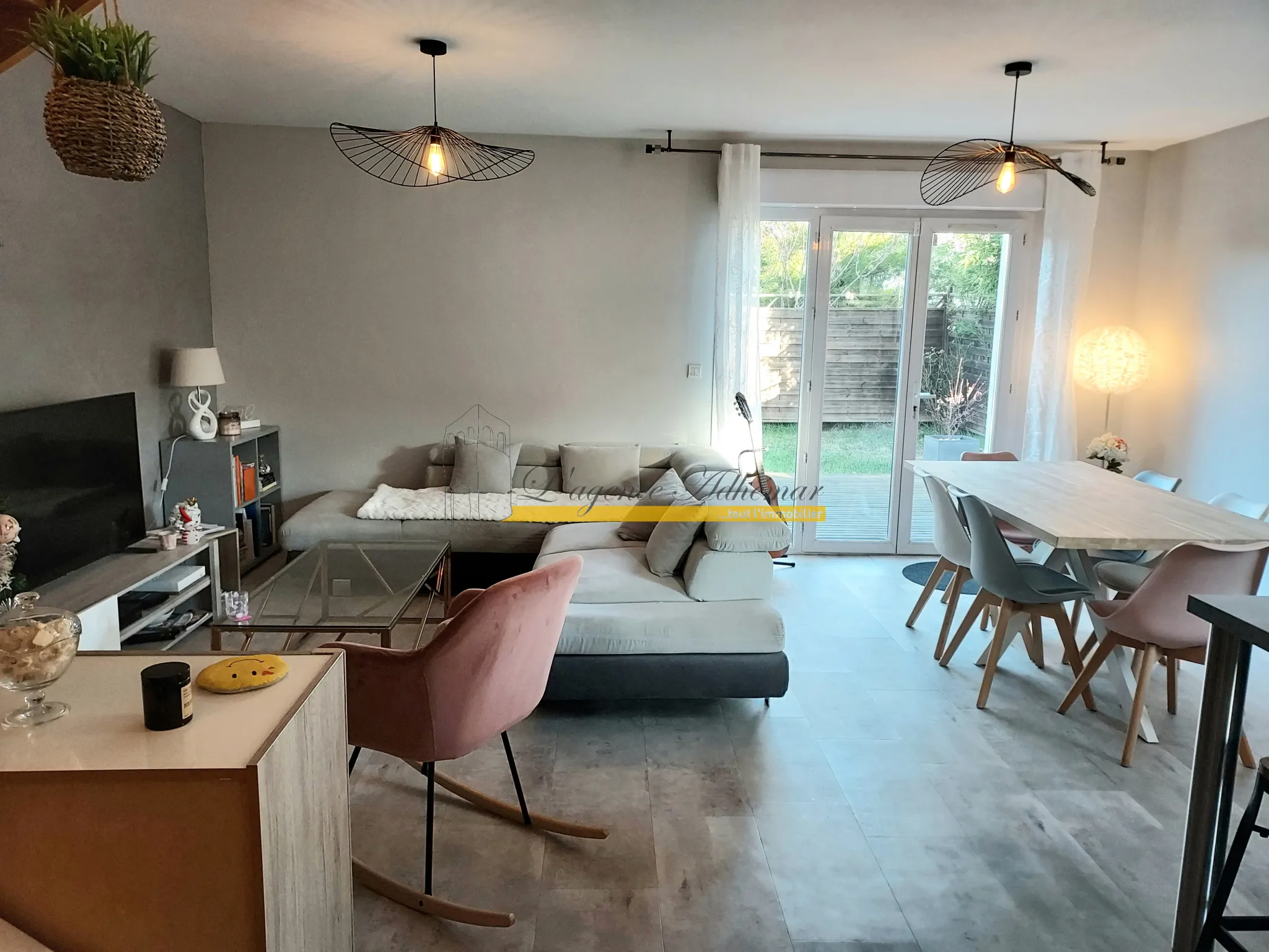 À vendre : Maison de 79 m² à Montélimar avec jardin et garage 