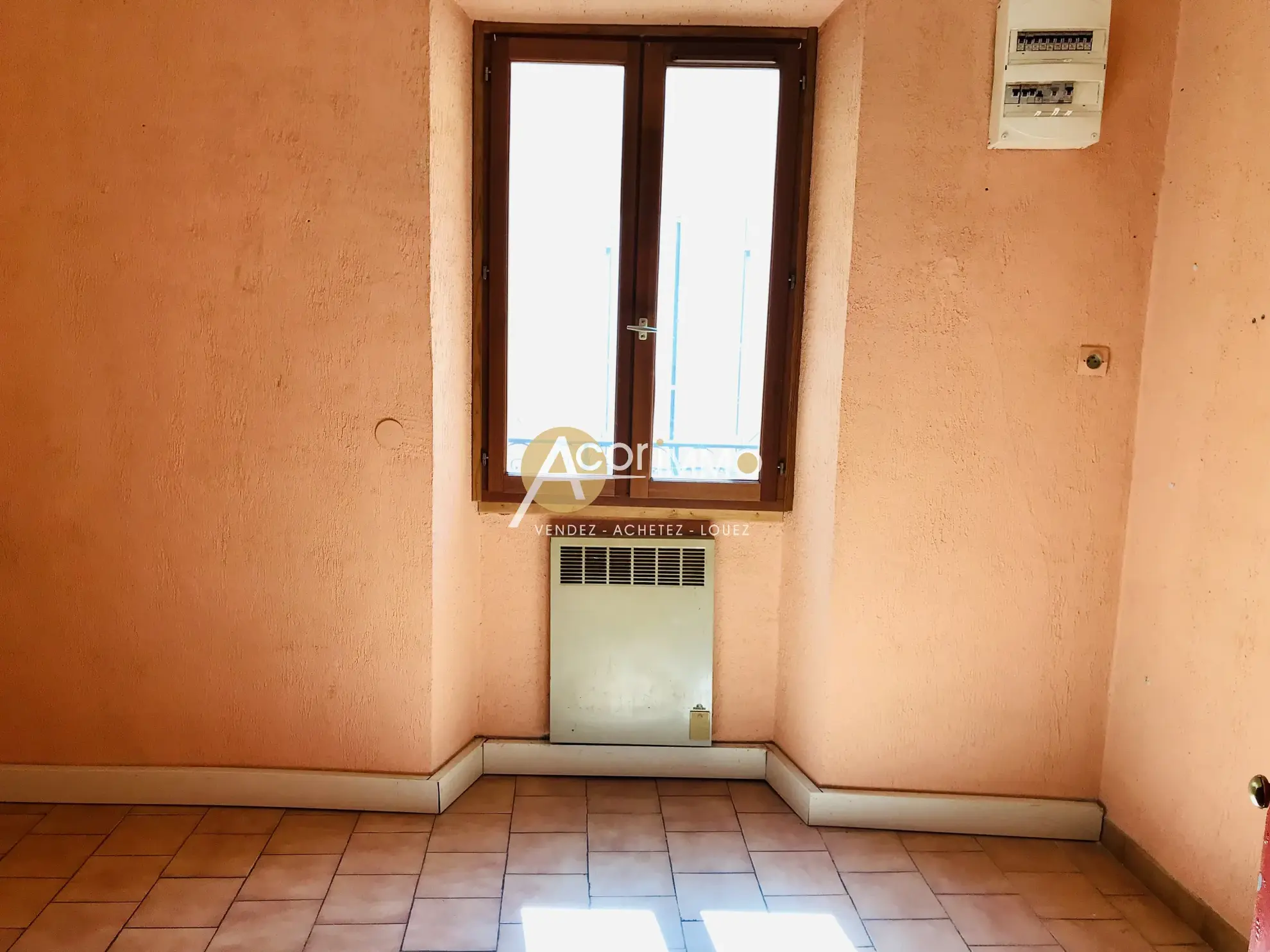 Appartement de 52m2 au cœur du Beausset à rénover 