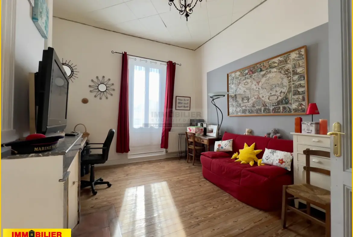 Maison de village en pierre à Illats - 3 chambres - 227 000 € 