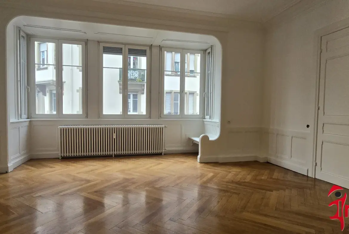 À vendre : Appartement 172 m² à Mulhouse-Dornach - 4 chambres 