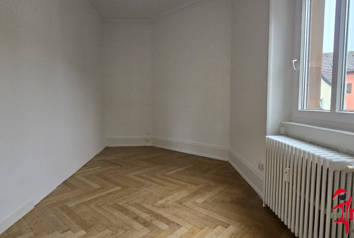 À vendre : Appartement 172 m² à Mulhouse-Dornach - 4 chambres 