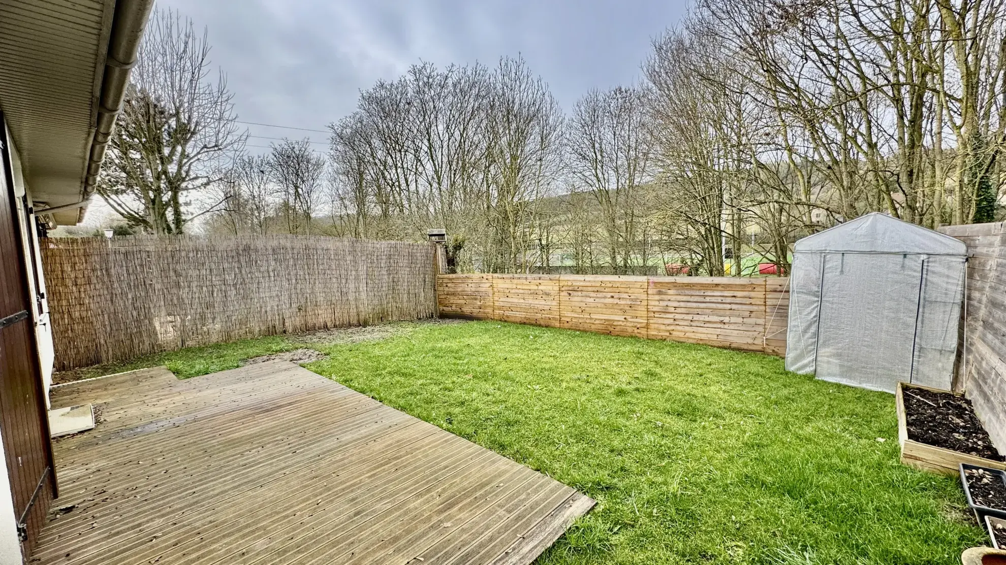 Maison familiale à vendre à Mantes la Ville - 3 chambres et jardin 