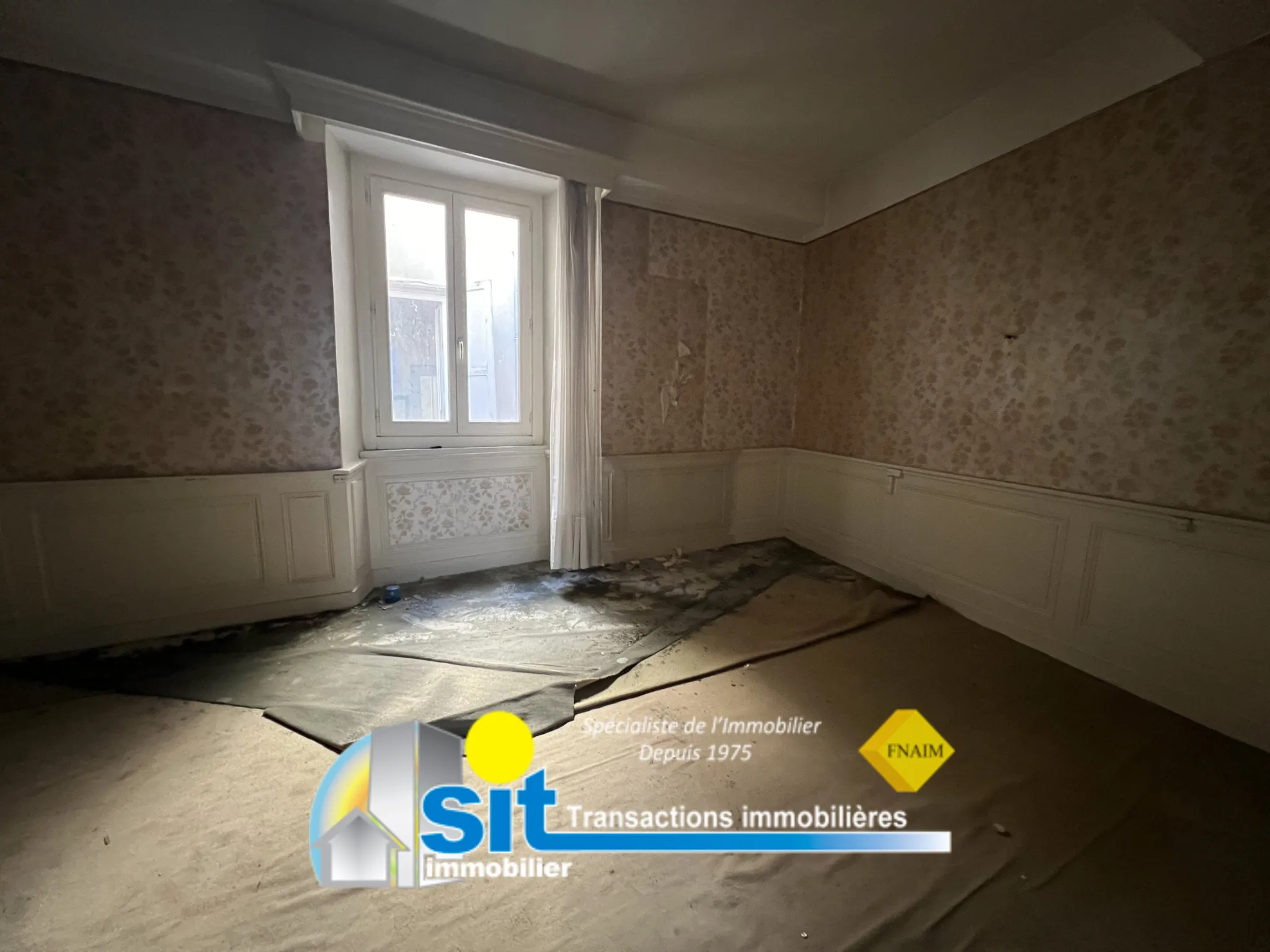 Grand Appartement À Renover à Vienne - 101m² 