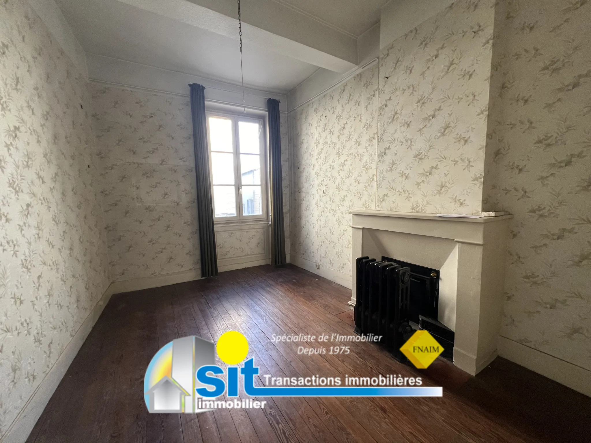 Grand Appartement À Renover à Vienne - 101m² 