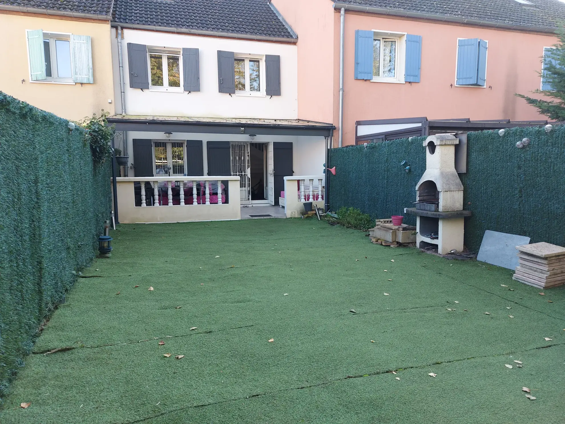 Maison à vendre à Mantes-La-Jolie - 4 chambres avec jardin 