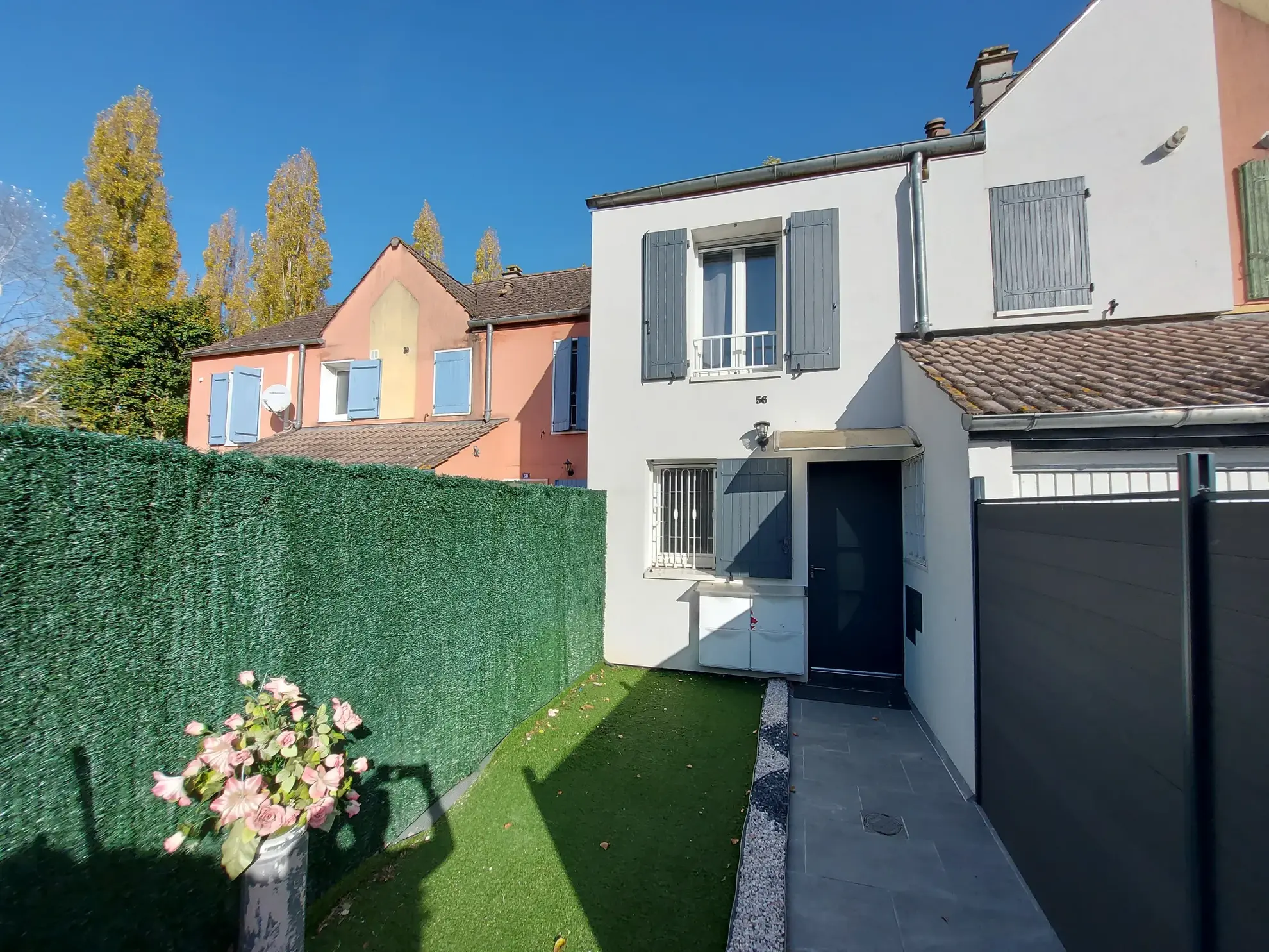 Maison à vendre à Mantes-La-Jolie - 4 chambres avec jardin 