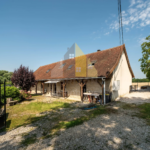 Maison en pierre rénovée à vendre à Mouthier en Bresse