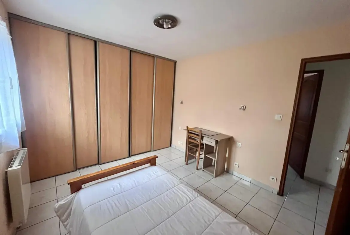 À Vendre: Appartement T3/4 avec Jardin Privatif à Marignane 