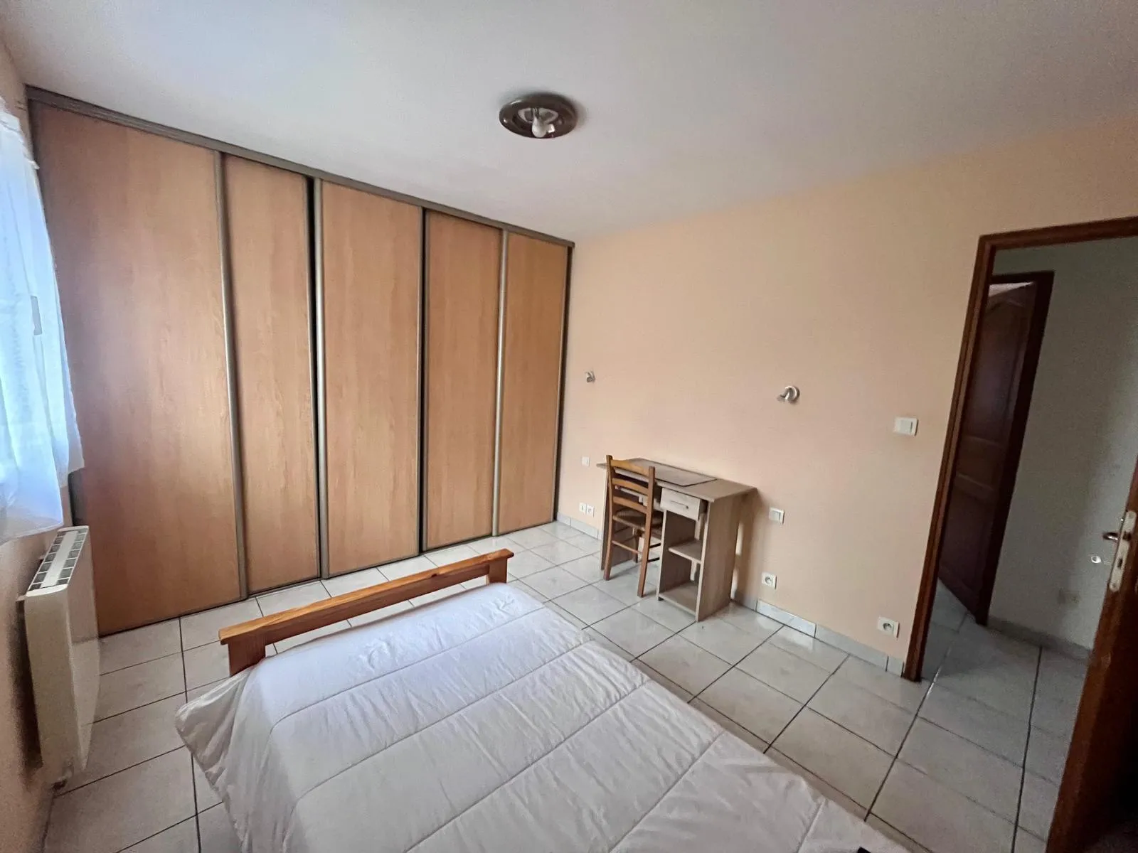 À Vendre: Appartement T3/4 avec Jardin Privatif à Marignane 