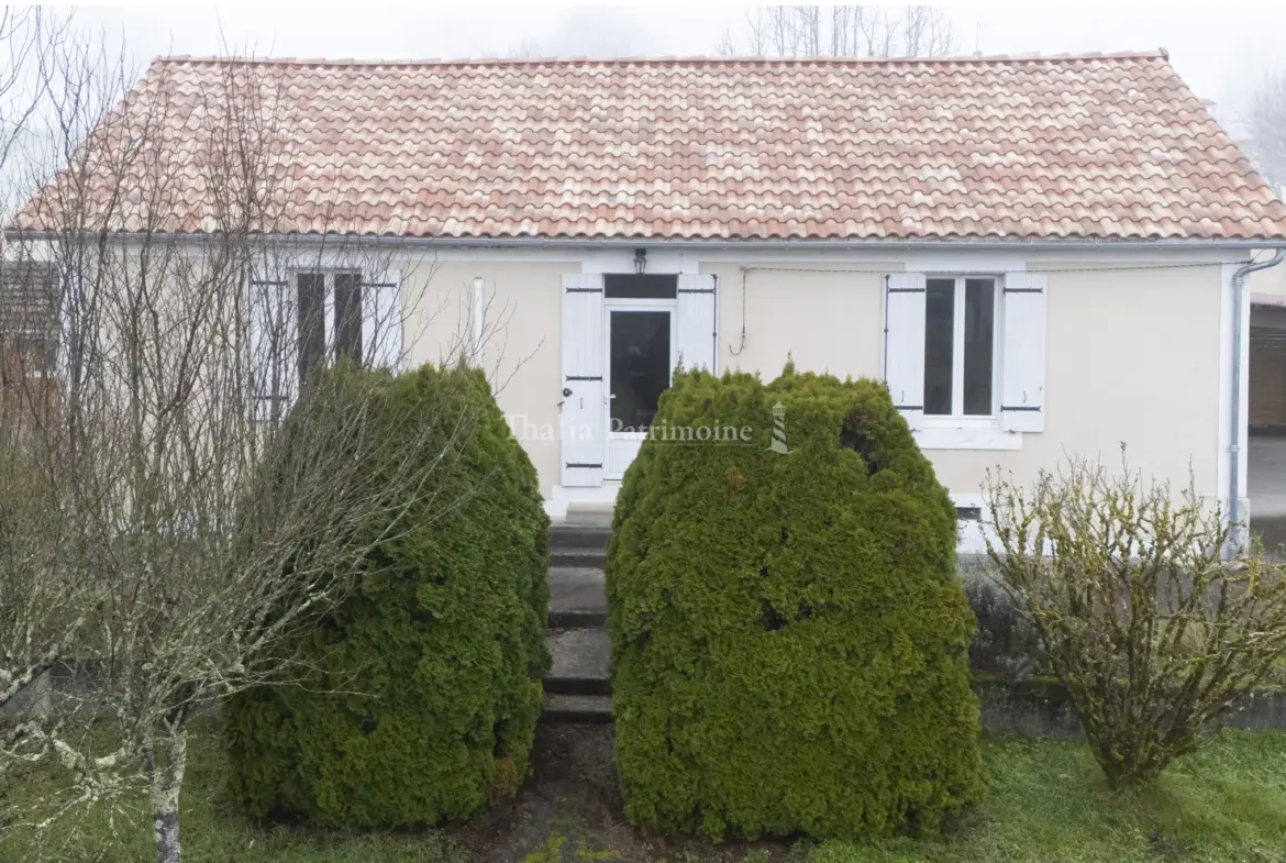 Maison lumineuse et fonctionnelle à Ribérac 