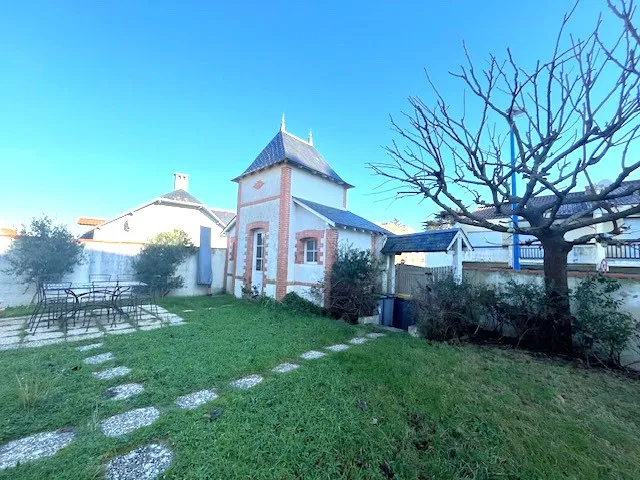 Villa du XIXe siècle avec parc à Saint-Jean-de-Monts 