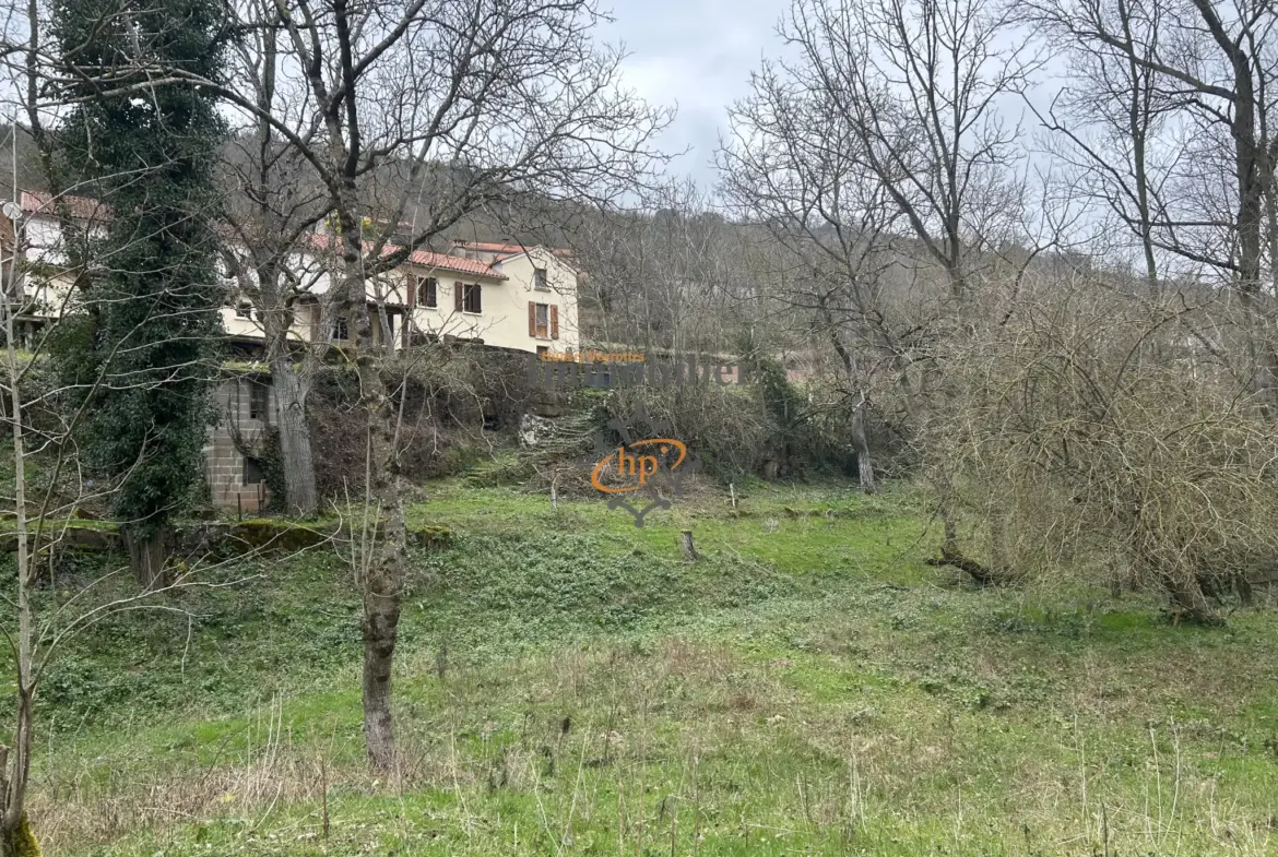 Vente maison de campagne à Broquiès avec terrain attenant 