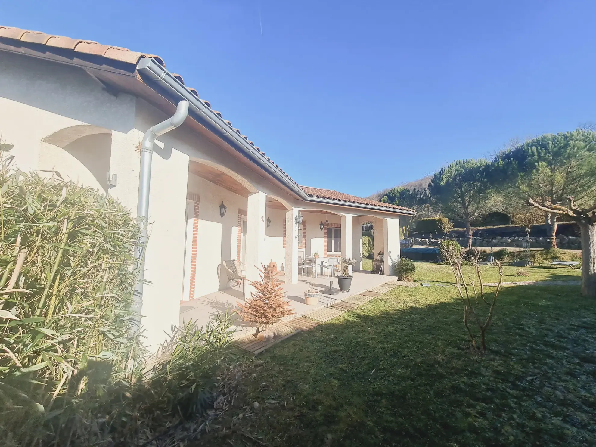 Villa T5 de 120 m² avec piscine à Fossat 