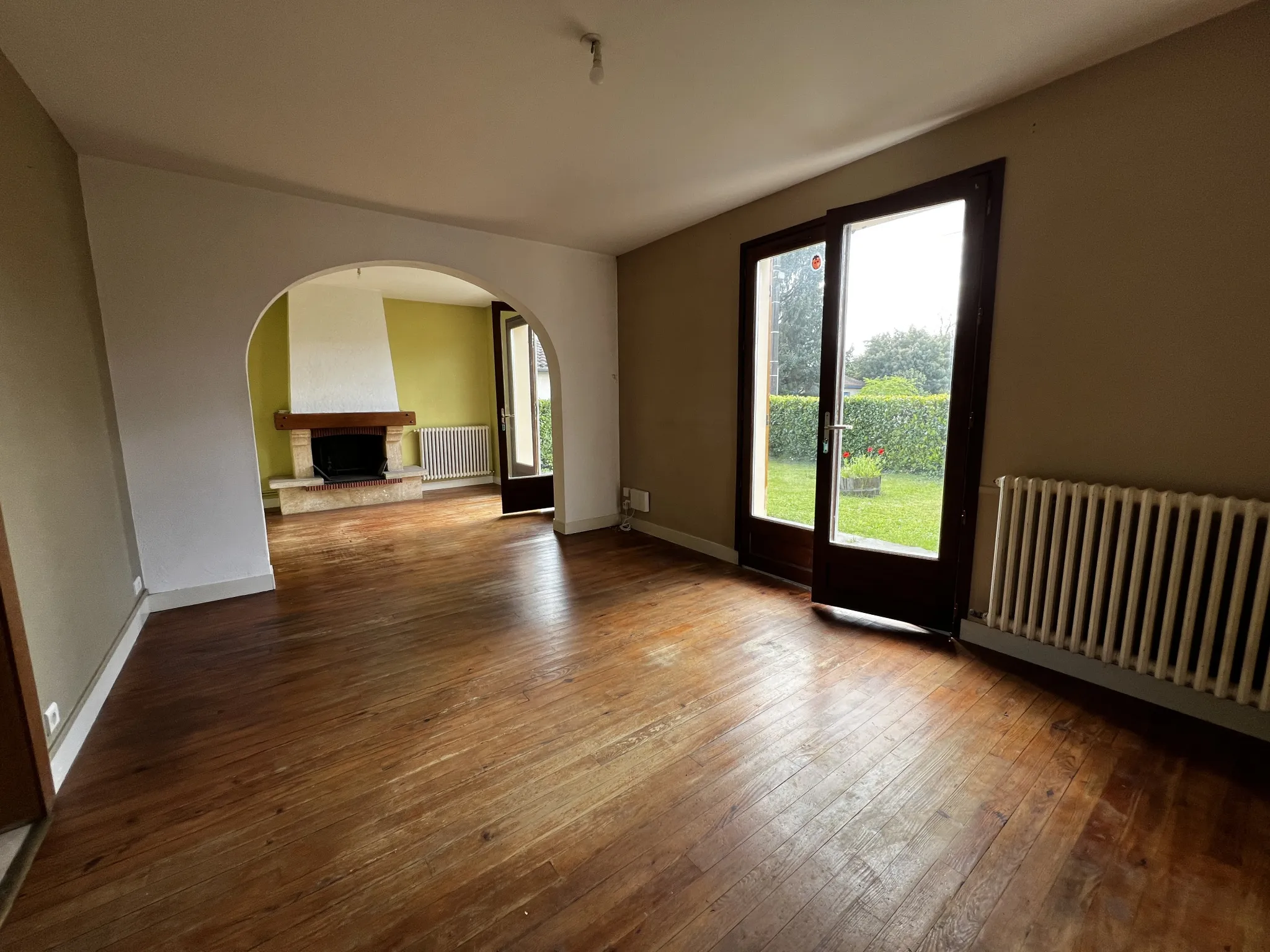 Maison à vendre à Bazas avec 3 chambres et jardin 