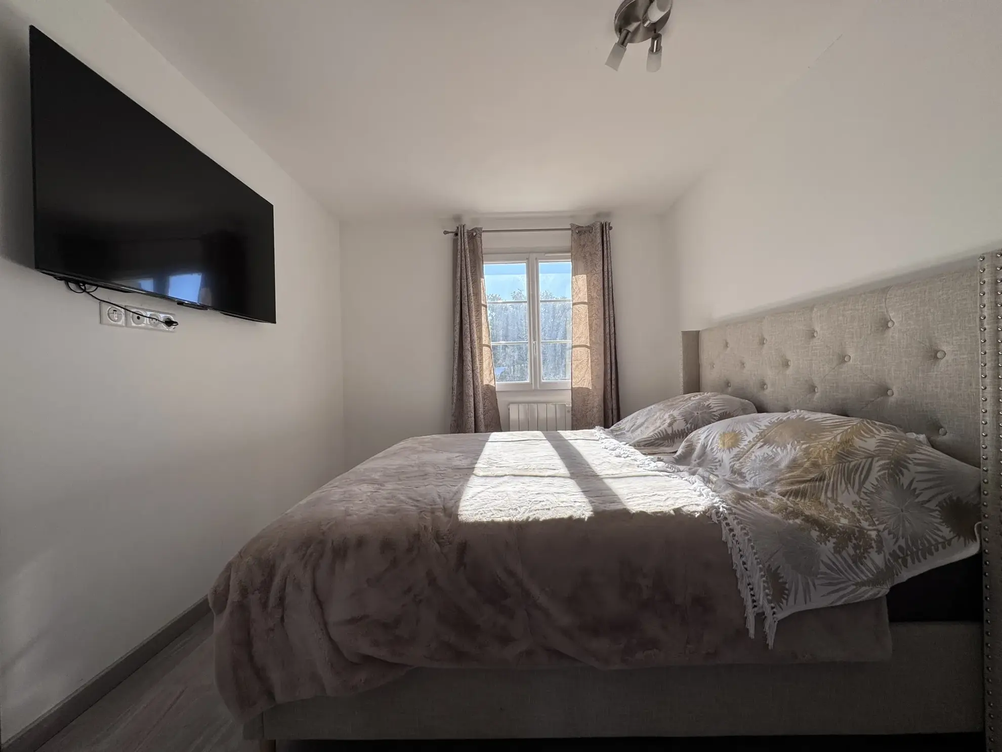 Appartement T3 Rénové à vendre à Peyrolles-en-Provence 