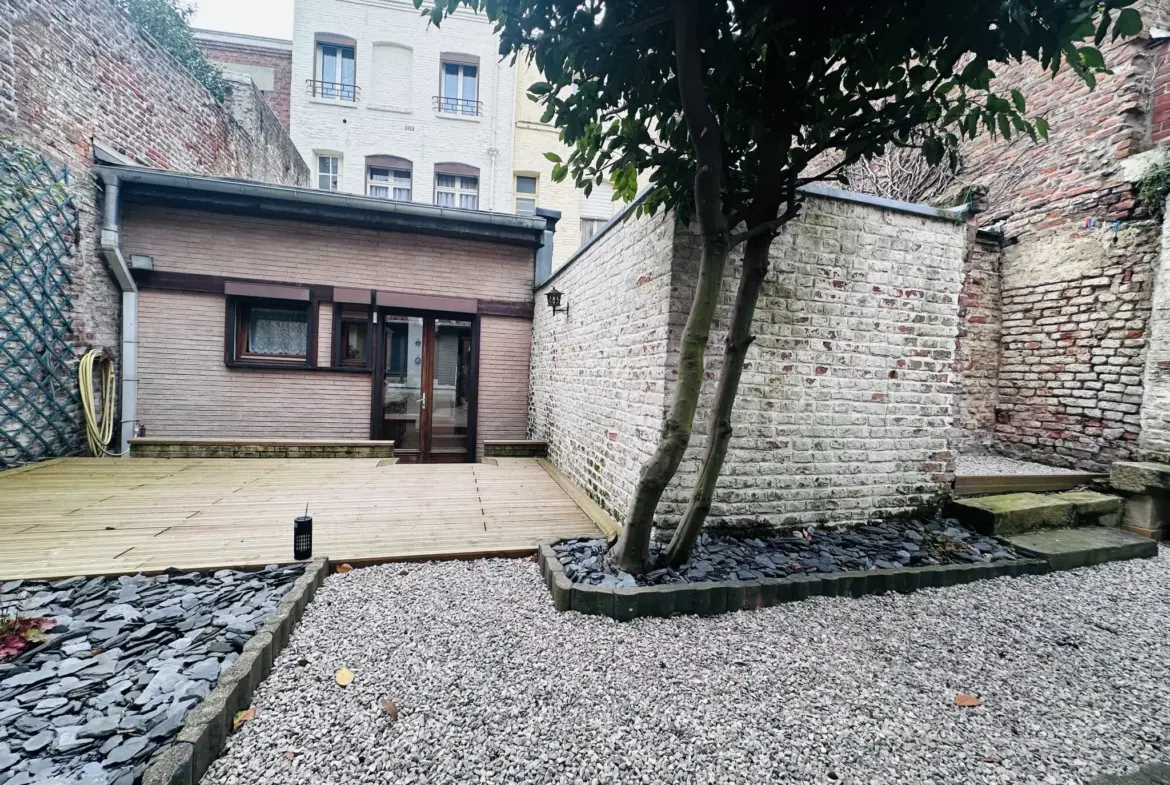 À vendre : Maison de caractère au cœur de Douai 